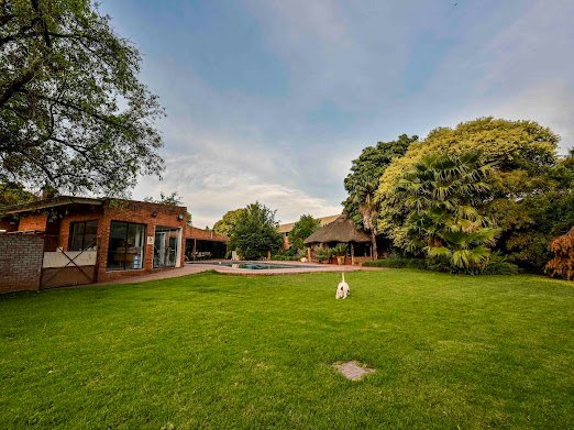 5 Bedroom Property for Sale in Langenhovenpark Free State